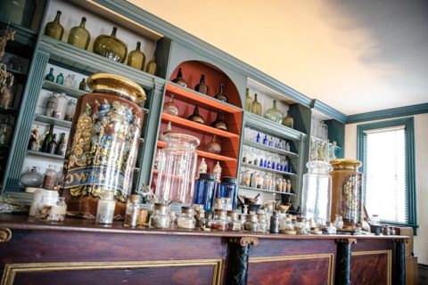 jars and containers at Hugh Mercer Apothecary