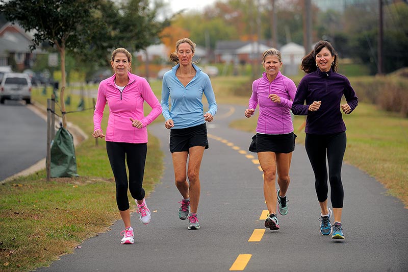 women running