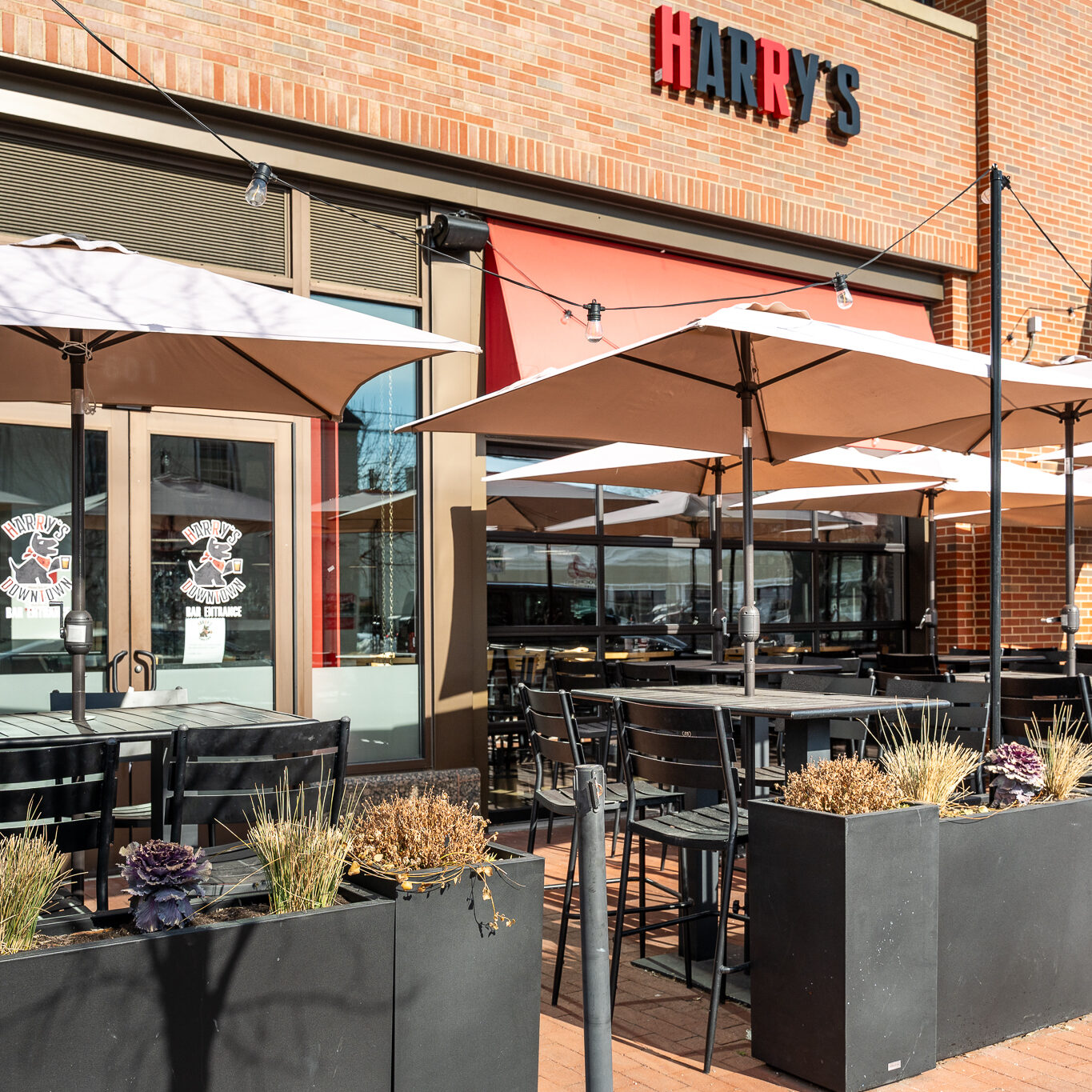 Exterior and patio entrance of Harry's Downtown.